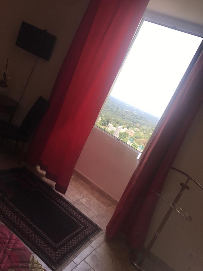 A Balamata Cervione Luaran gambar